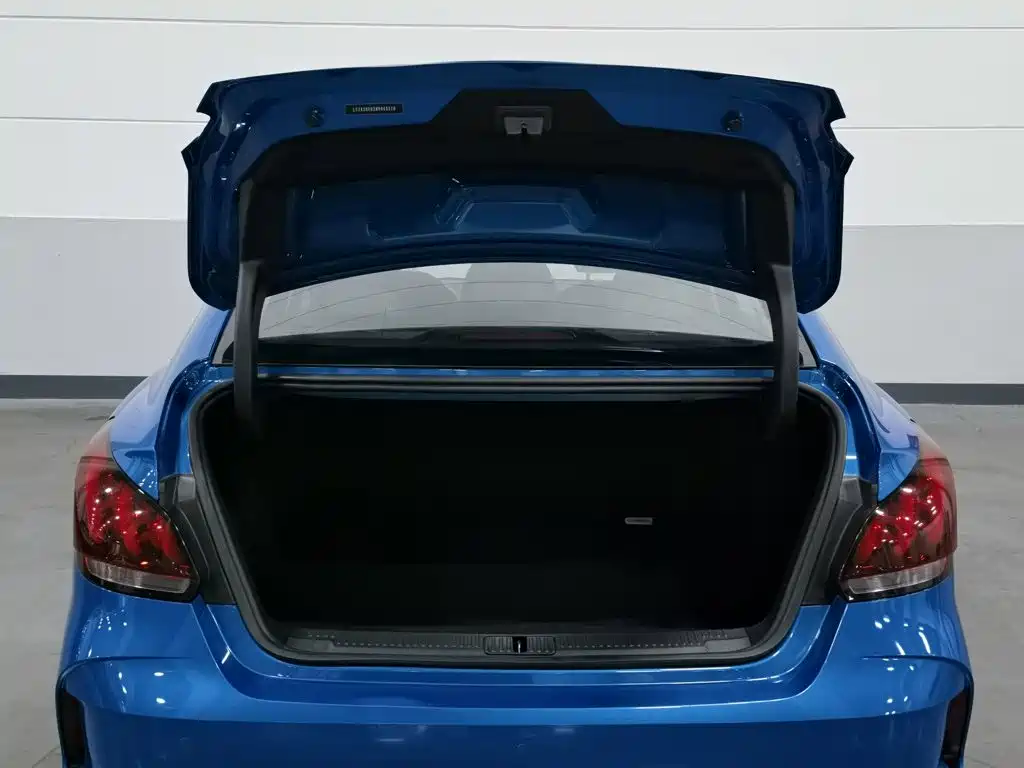 MG MG5 — миниатюра 16