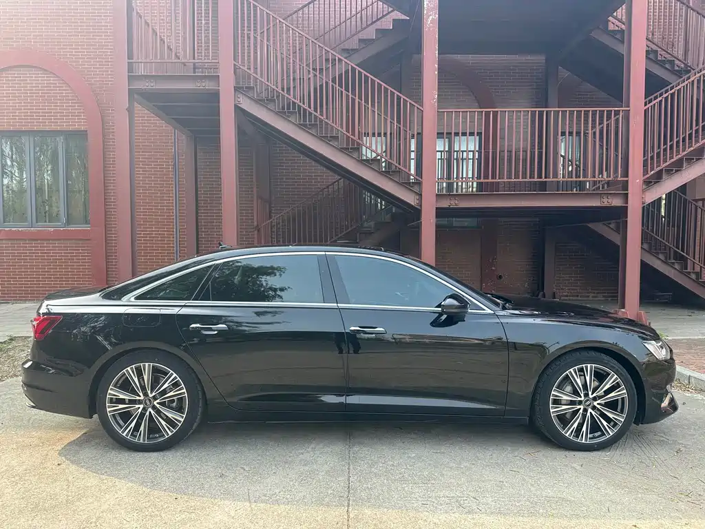 Audi A6L — миниатюра 8