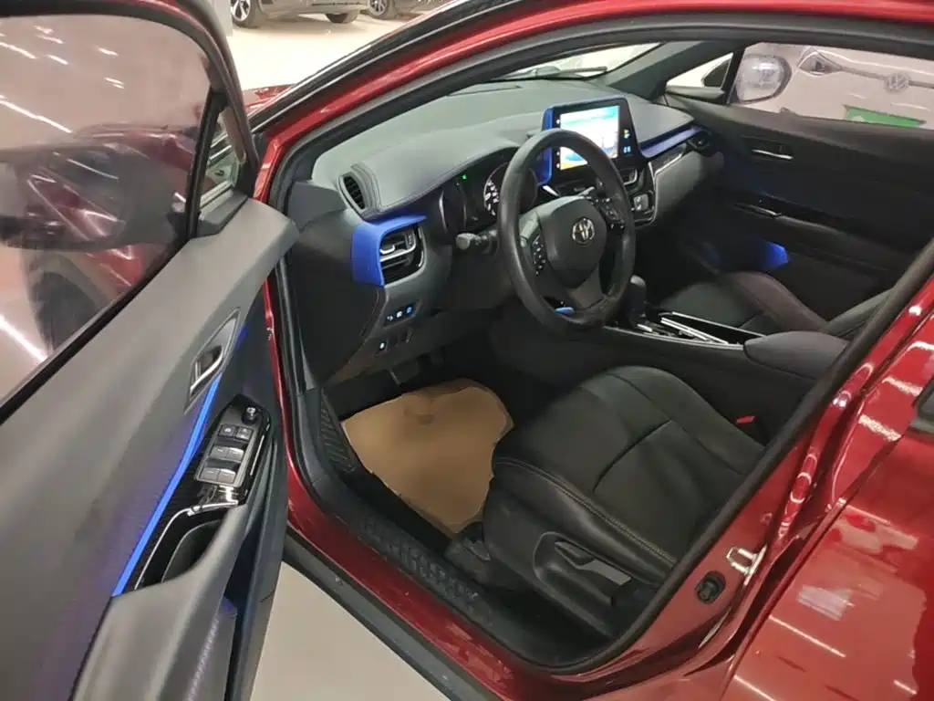 Toyota IZOA — миниатюра 12