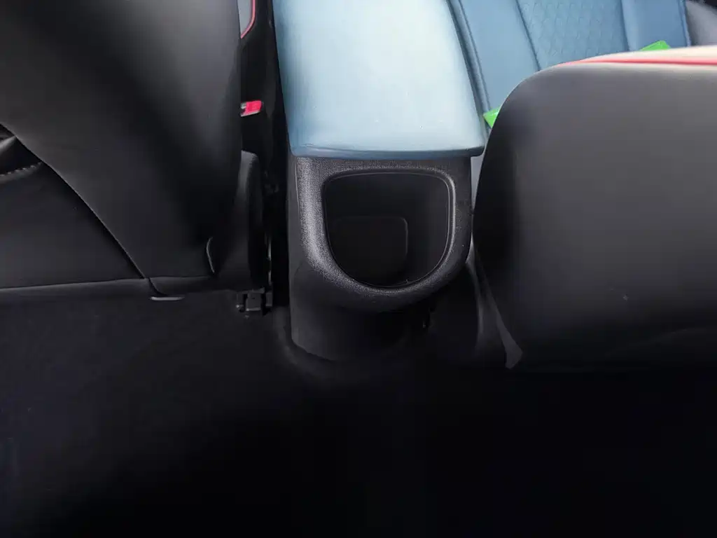 BYD Dolphin — миниатюра 13