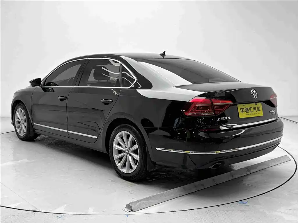 Volkswagen Passat — миниатюра 18