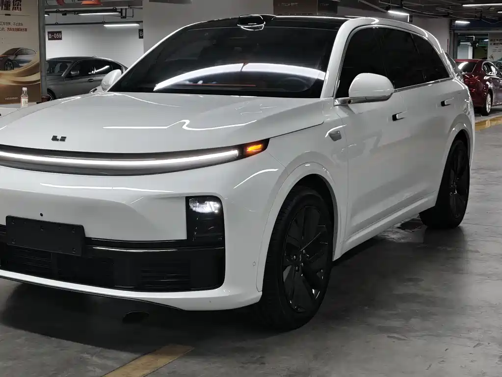 Li Auto L7