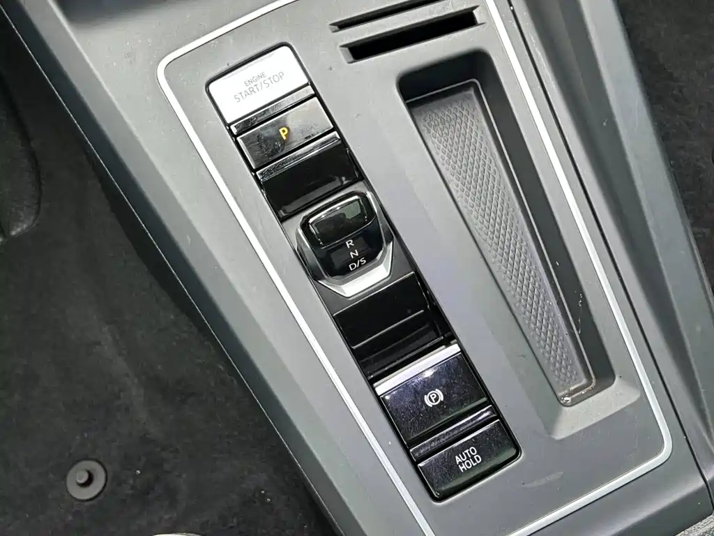 Volkswagen Golf — миниатюра 22