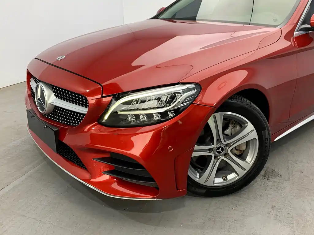 Mercedes-Benz C-Class — миниатюра 11