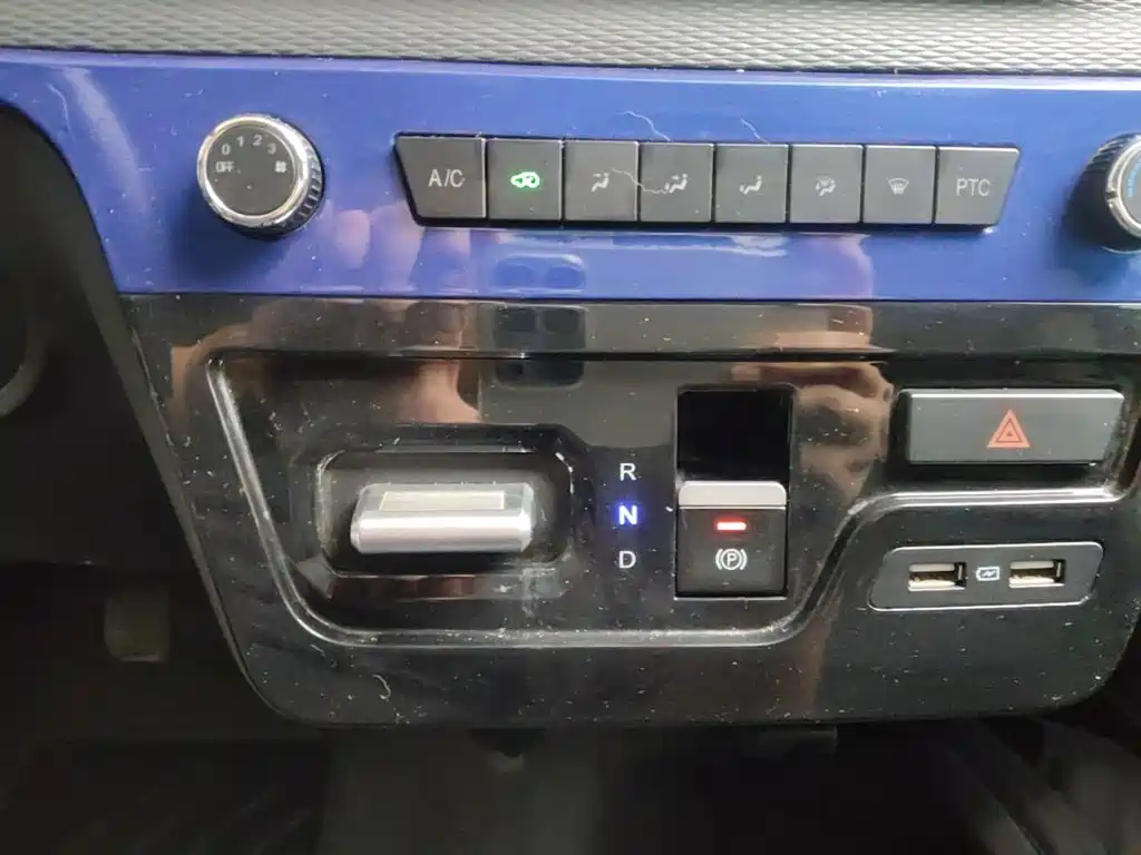 Dongfeng EM27 — миниатюра 14