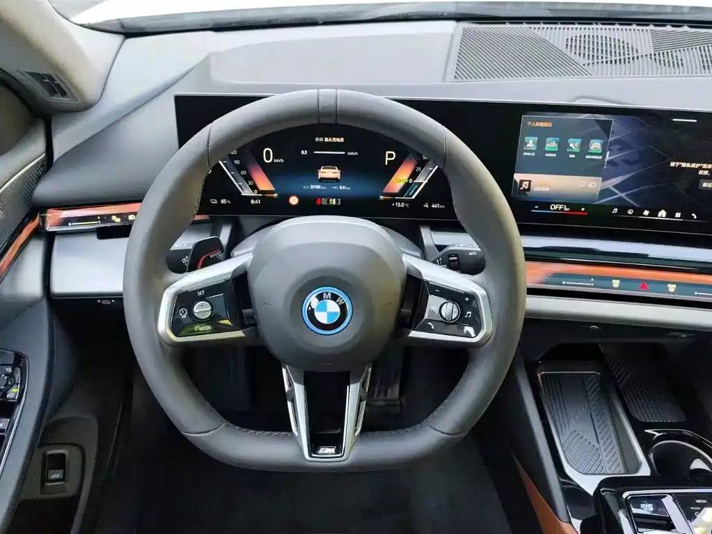 BMW i5 — миниатюра 8