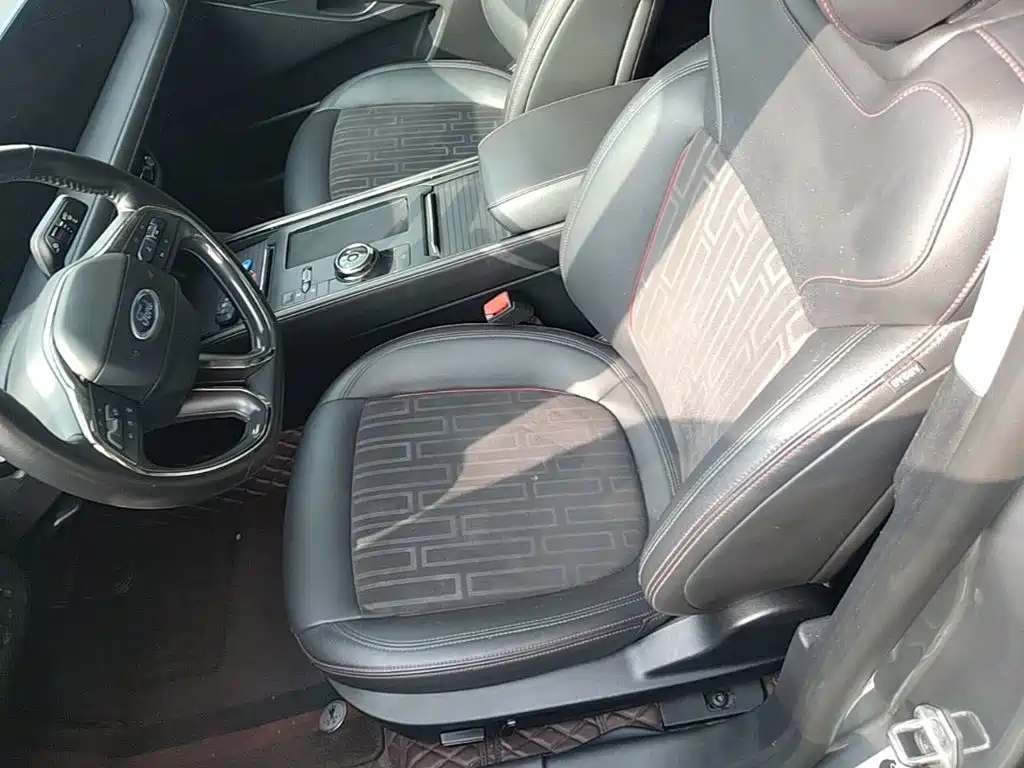 Ford Mondeo — миниатюра 15