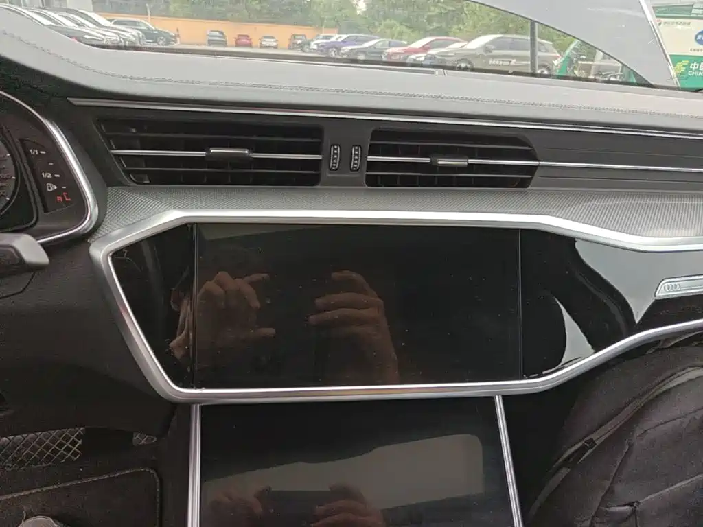 Audi A6L — миниатюра 13