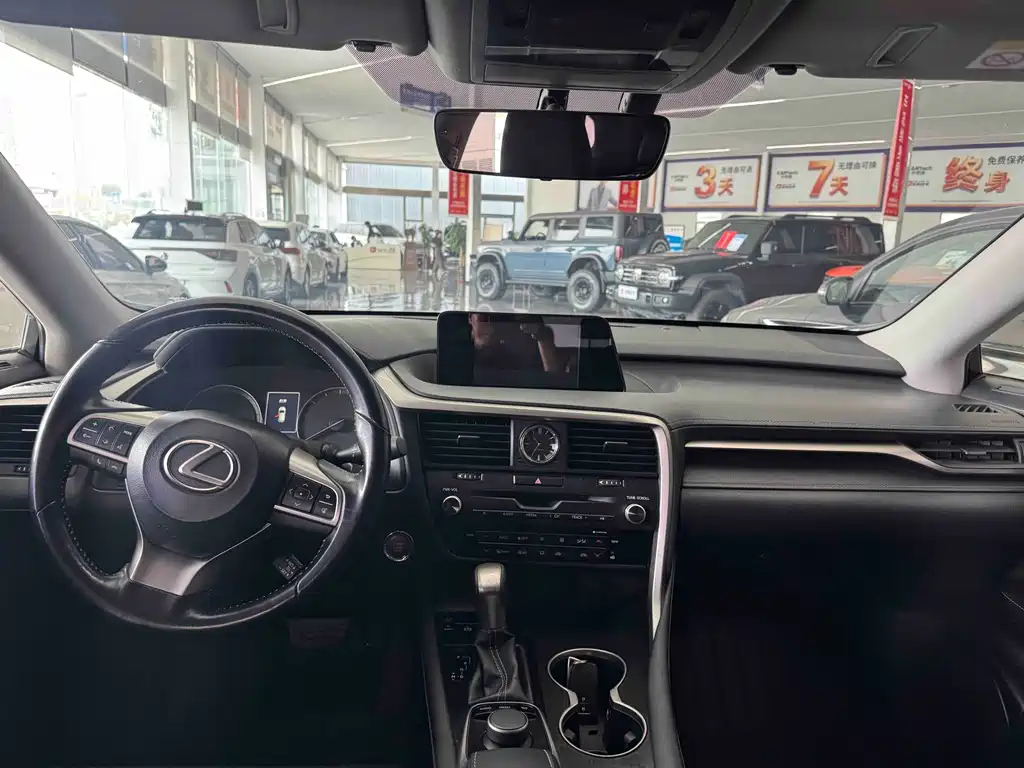 Lexus RX — миниатюра 9