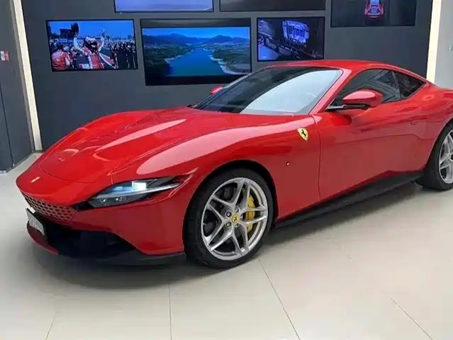 FERRARI ROMA