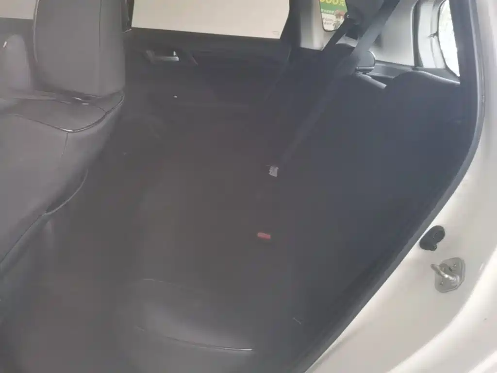 Honda Fit — миниатюра 17