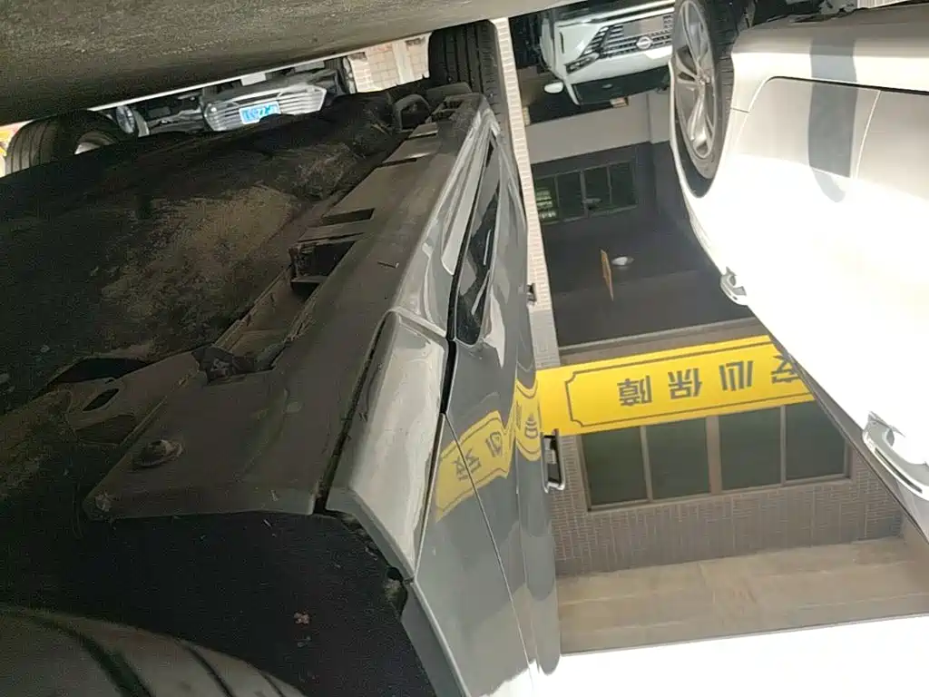 Ford Mondeo — миниатюра 21