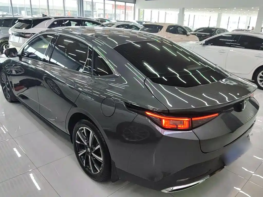 Changan Eado — миниатюра 5