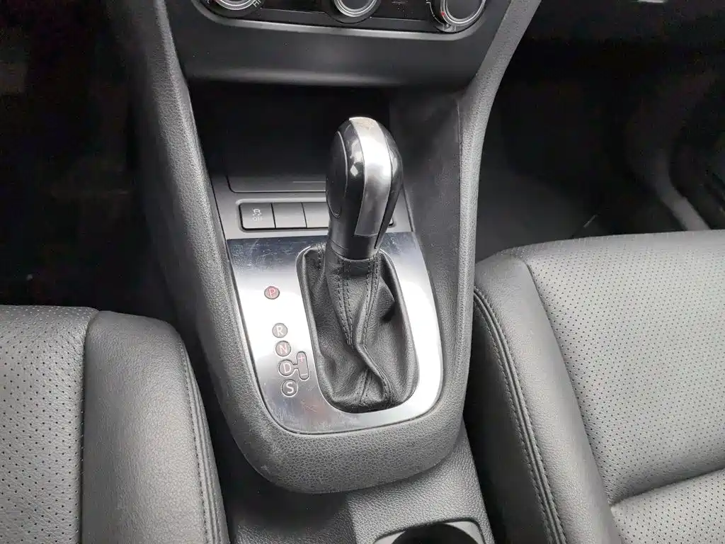 Volkswagen Golf — миниатюра 13