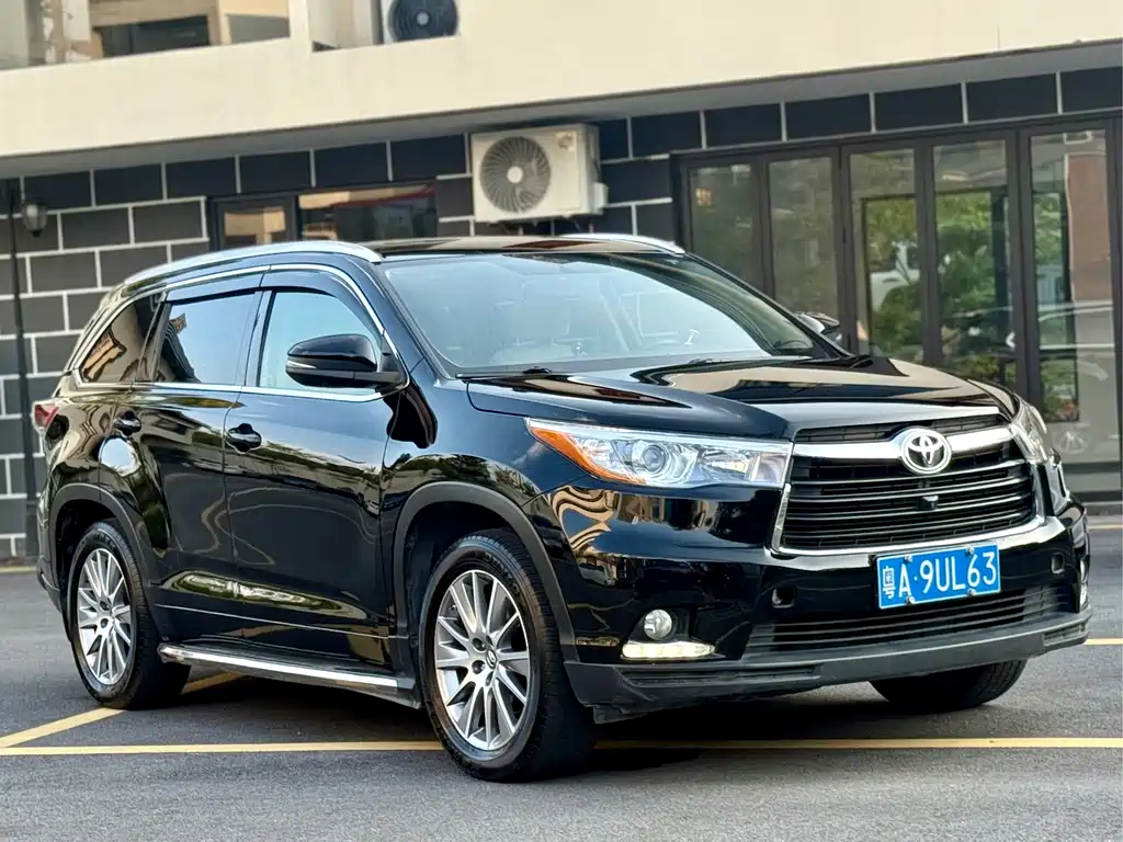 Toyota Highlander — миниатюра 3