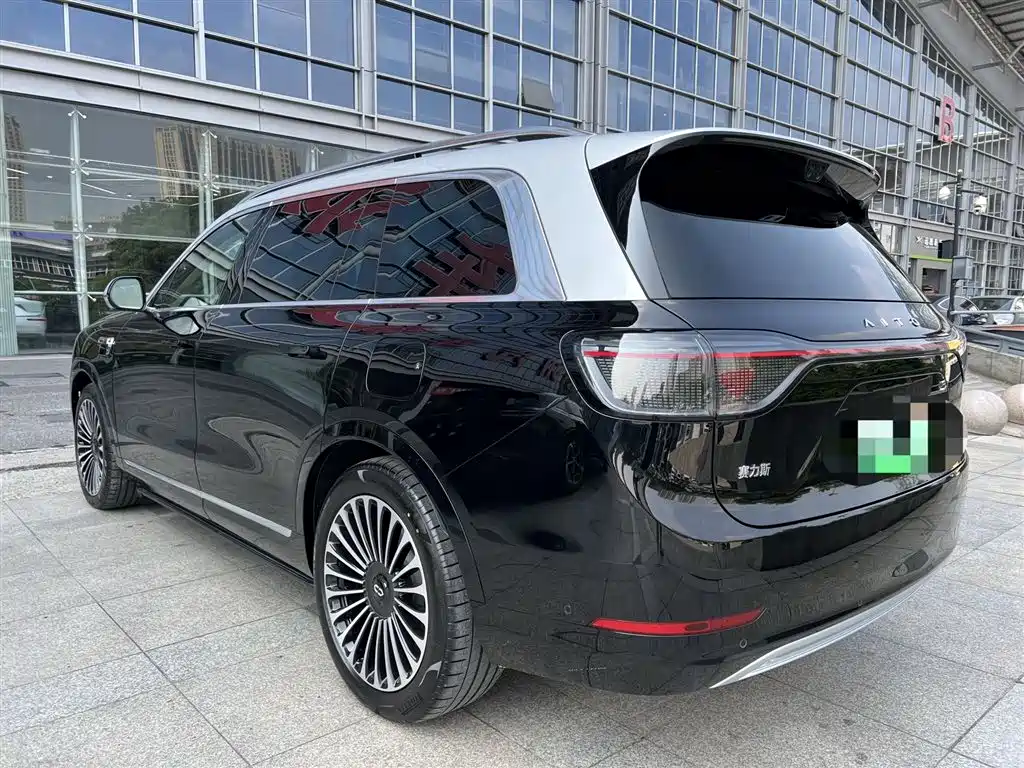 Aito M9 2025 Ultra 52kWh 6 мест (192 ）
