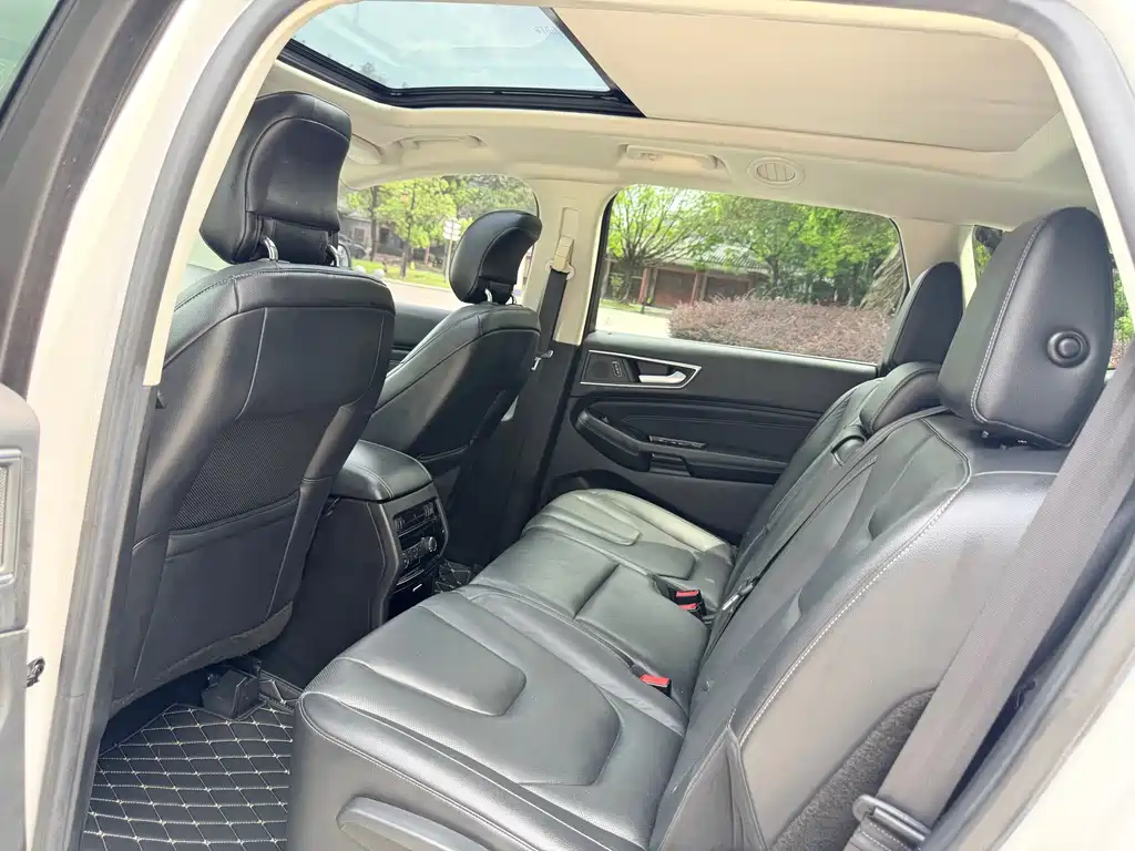 Ford Edge 2015 2.0T GTDi