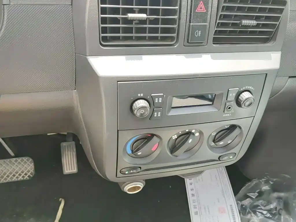 Wuling Rongguang EV — миниатюра 13