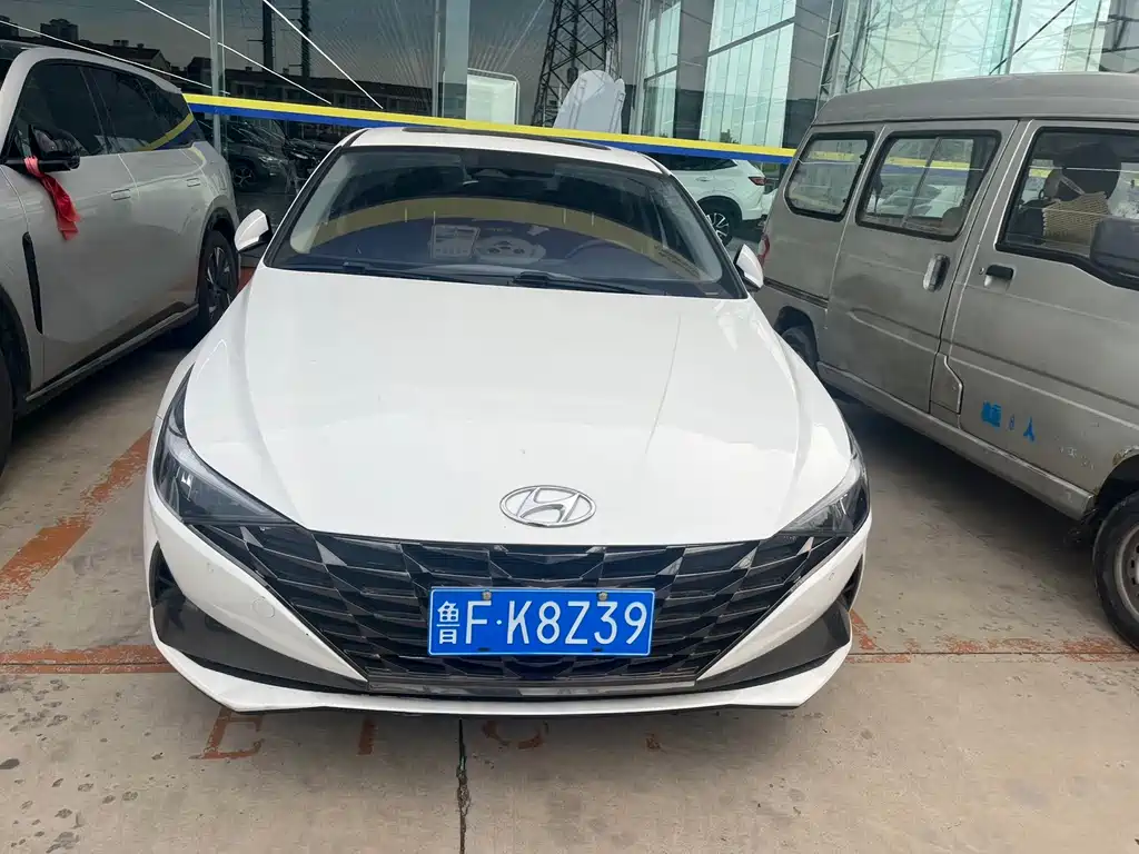 Hyundai Elantra — миниатюра 2
