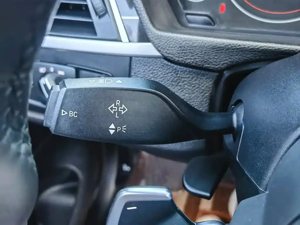 BMW 4 Series — миниатюра 27
