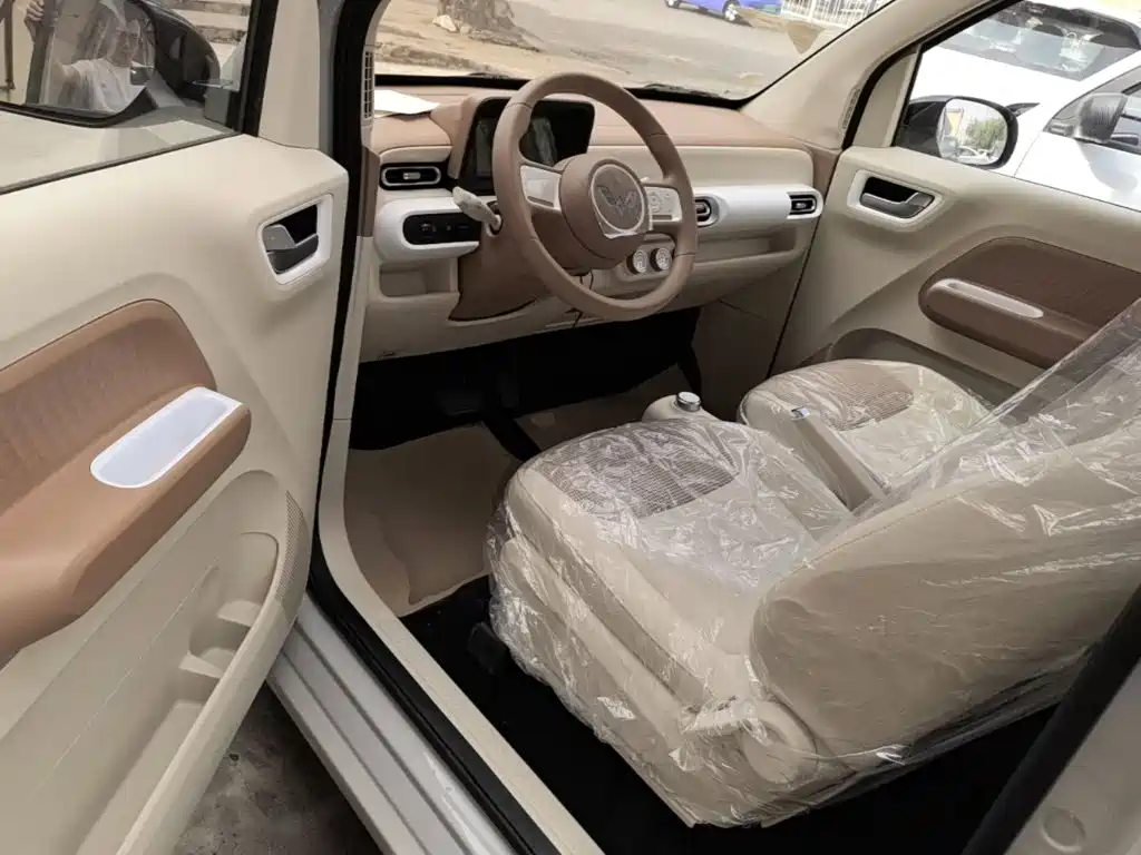 Wuling MINIEV — миниатюра 16