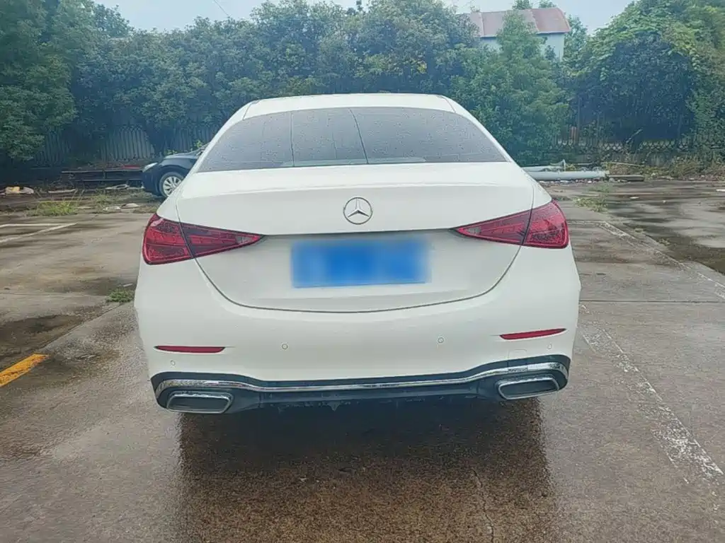 Mercedes-Benz C-Class — миниатюра 6