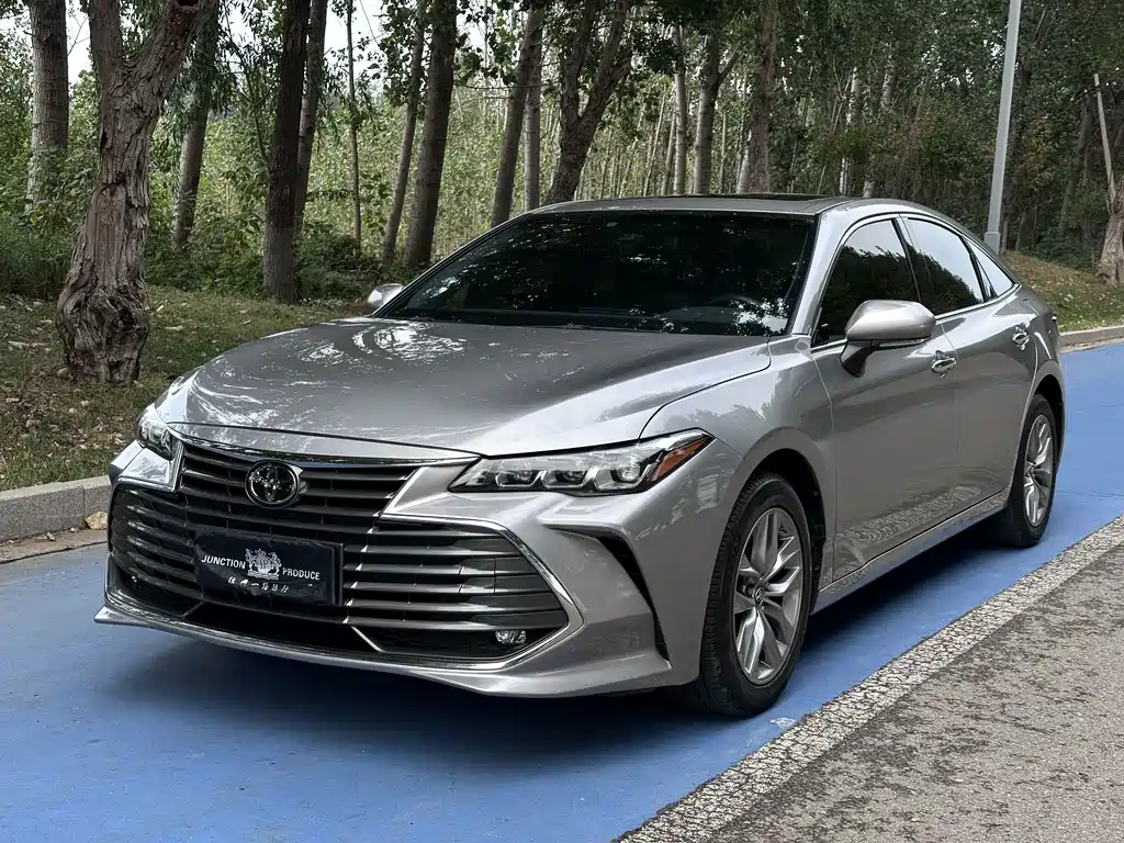 Toyota Avalon — миниатюра 3
