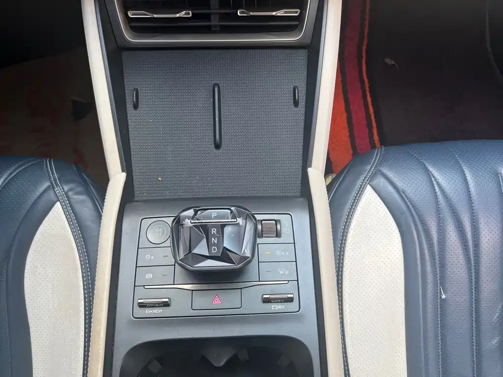 BYD Qin L — миниатюра 17
