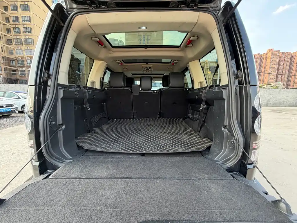 Land Rover Discovery — миниатюра 16