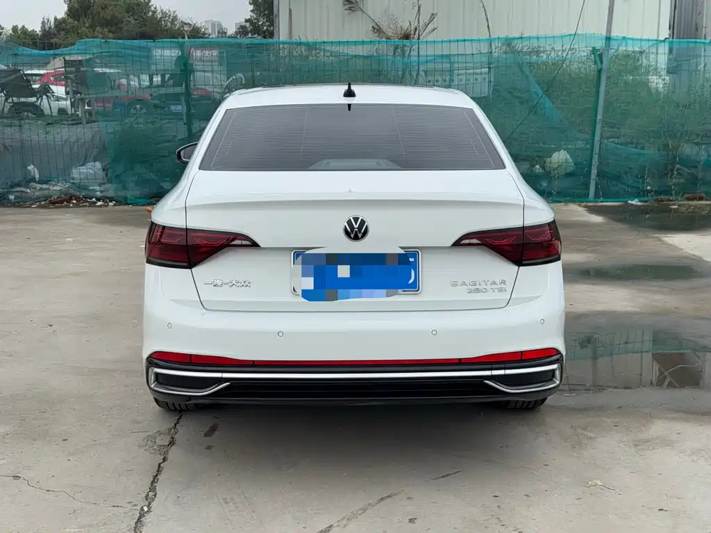 Volkswagen Sagitar — миниатюра 9