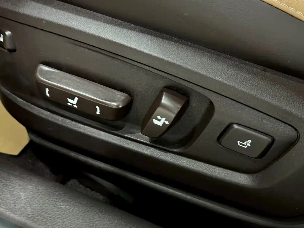 Lexus ES — миниатюра 24
