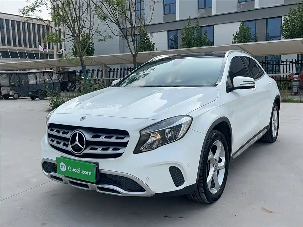Mercedes-Benz GLA 2019