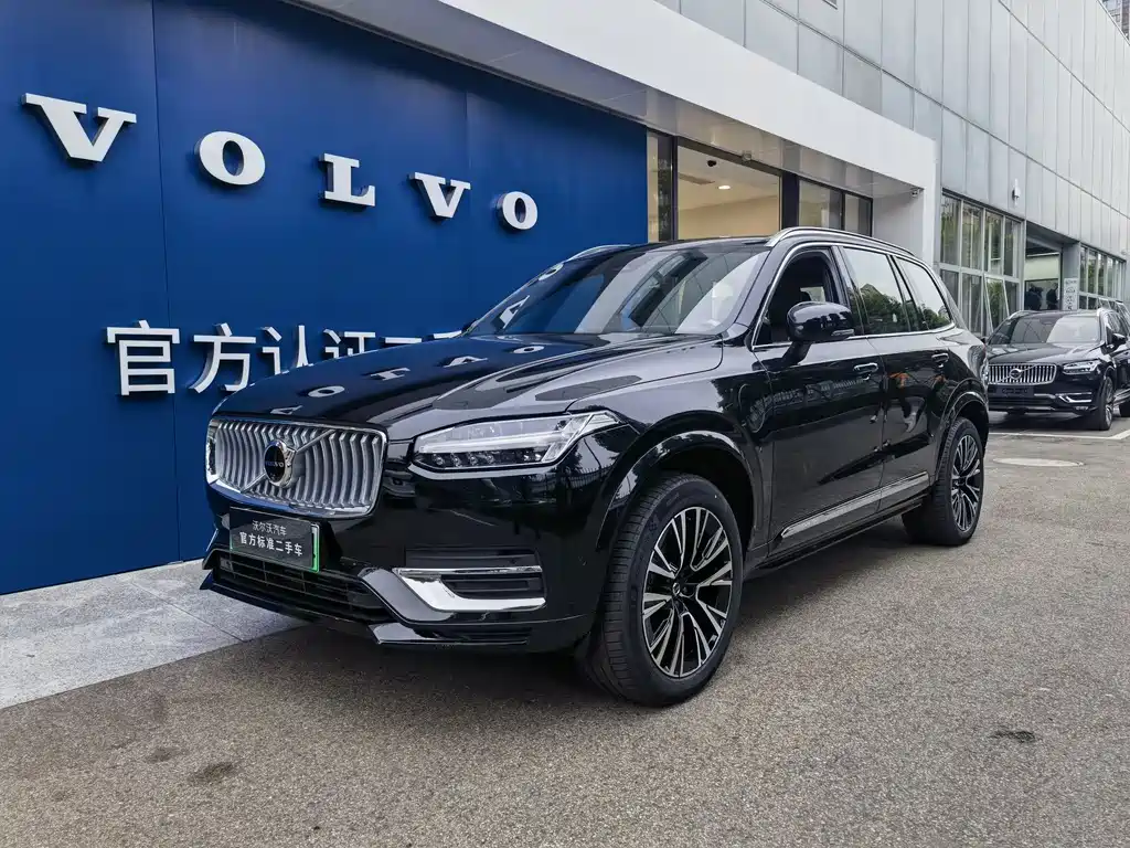 VOLVO  XC90 PLUG IN HYBRID
