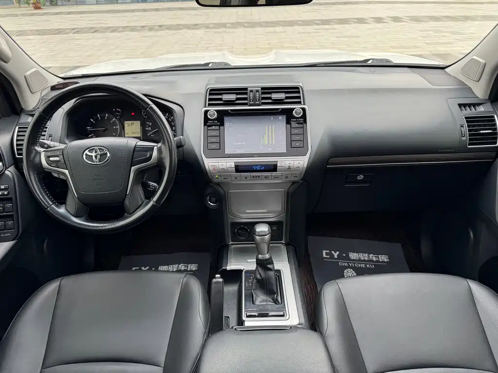 Toyota Land Cruiser Prado 2018 3.5L AT TX