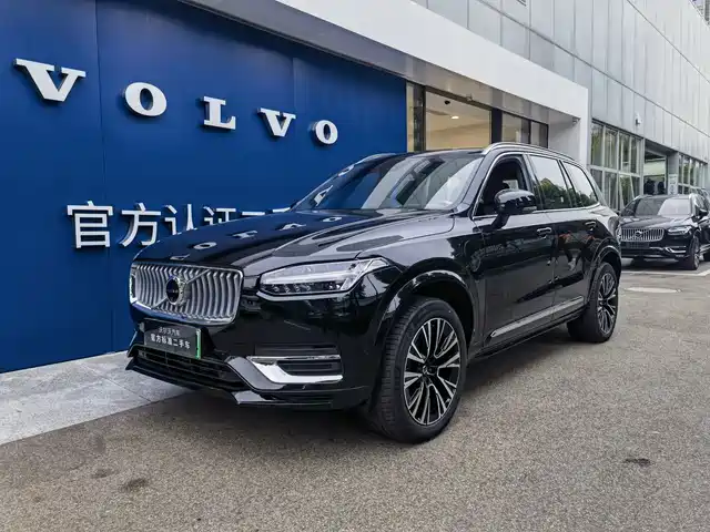 VOLVO  XC90 PLUG IN HYBRID 2023