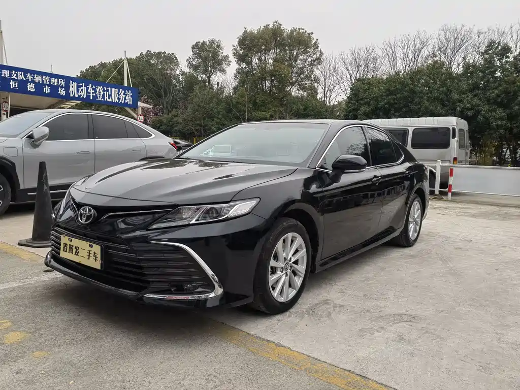 Toyota Camry 2024