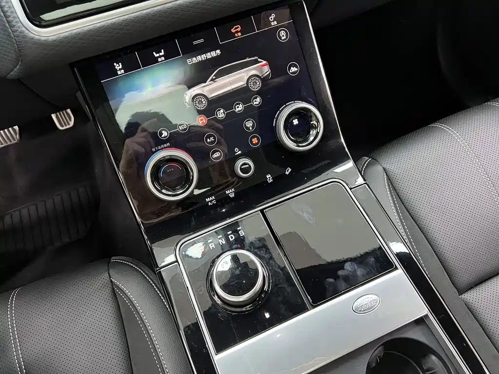 Land Rover Velar — миниатюра 15
