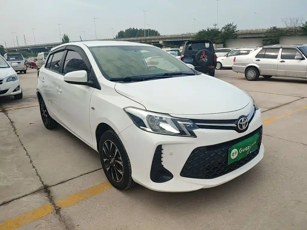Toyota Vios FS — миниатюра 4