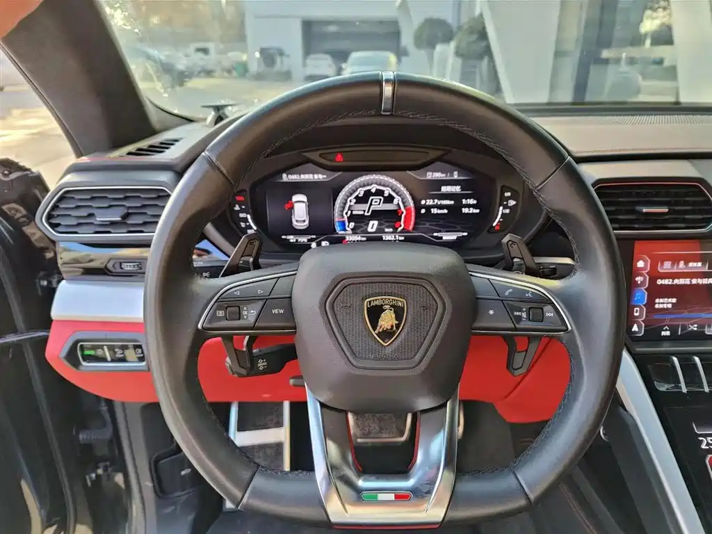 Lamborghini Urus 2018 4.0T V8