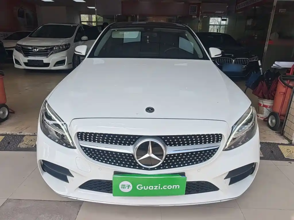 Mercedes-Benz C-Class — миниатюра 3
