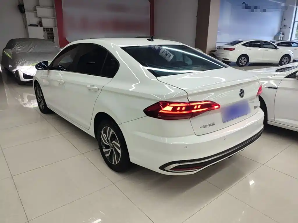 Volkswagen Bora — миниатюра 5