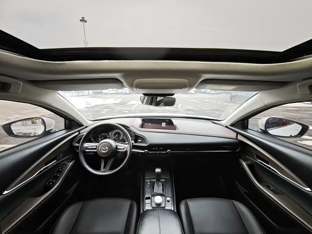 MAZDA CX 30
