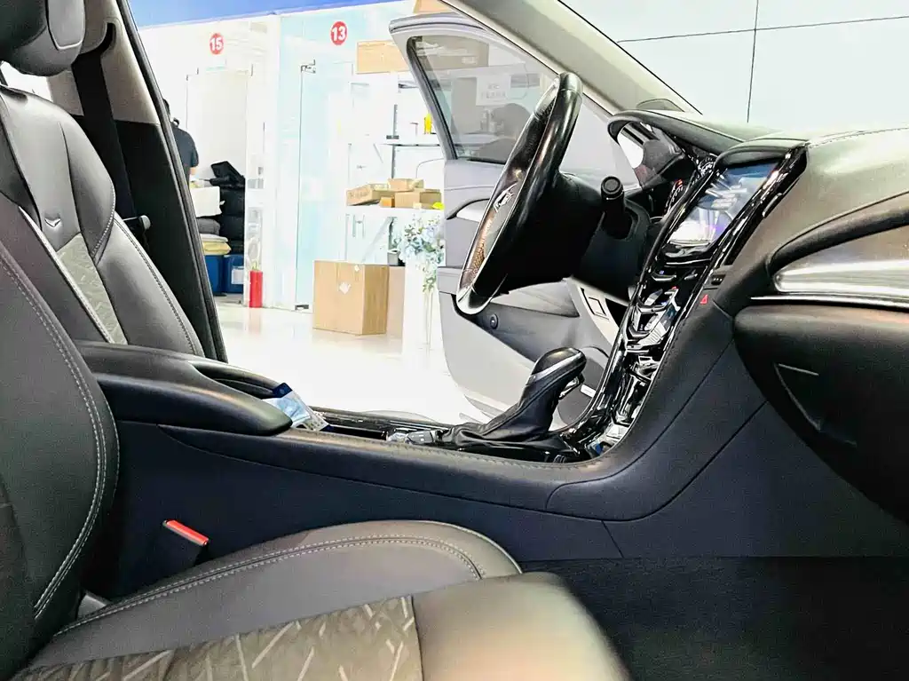 Cadillac ATS-L — миниатюра 8