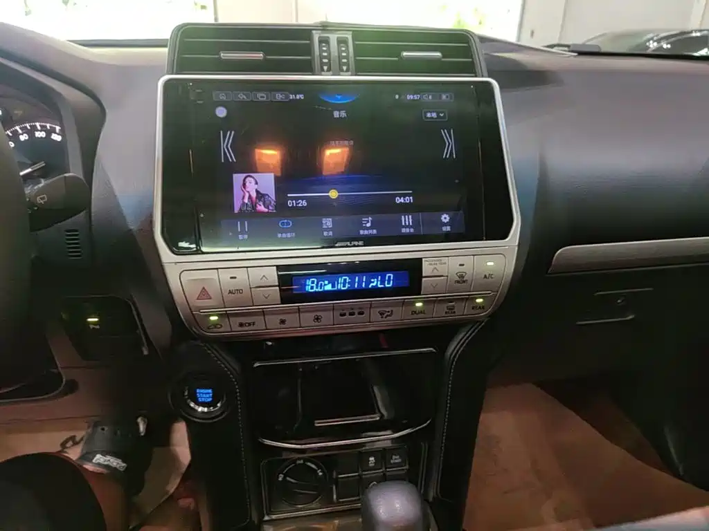 Toyota Prado — миниатюра 13