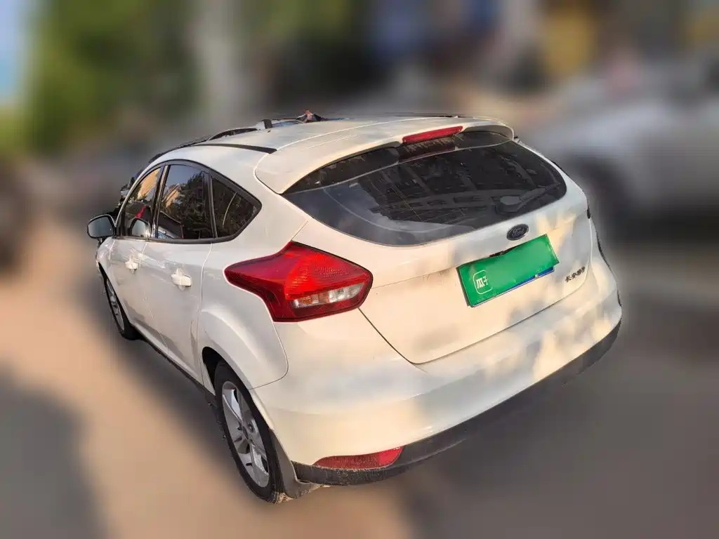 Ford Focus — миниатюра 6