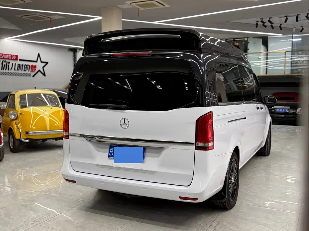 Mercedes-Benz V-Class — миниатюра 4