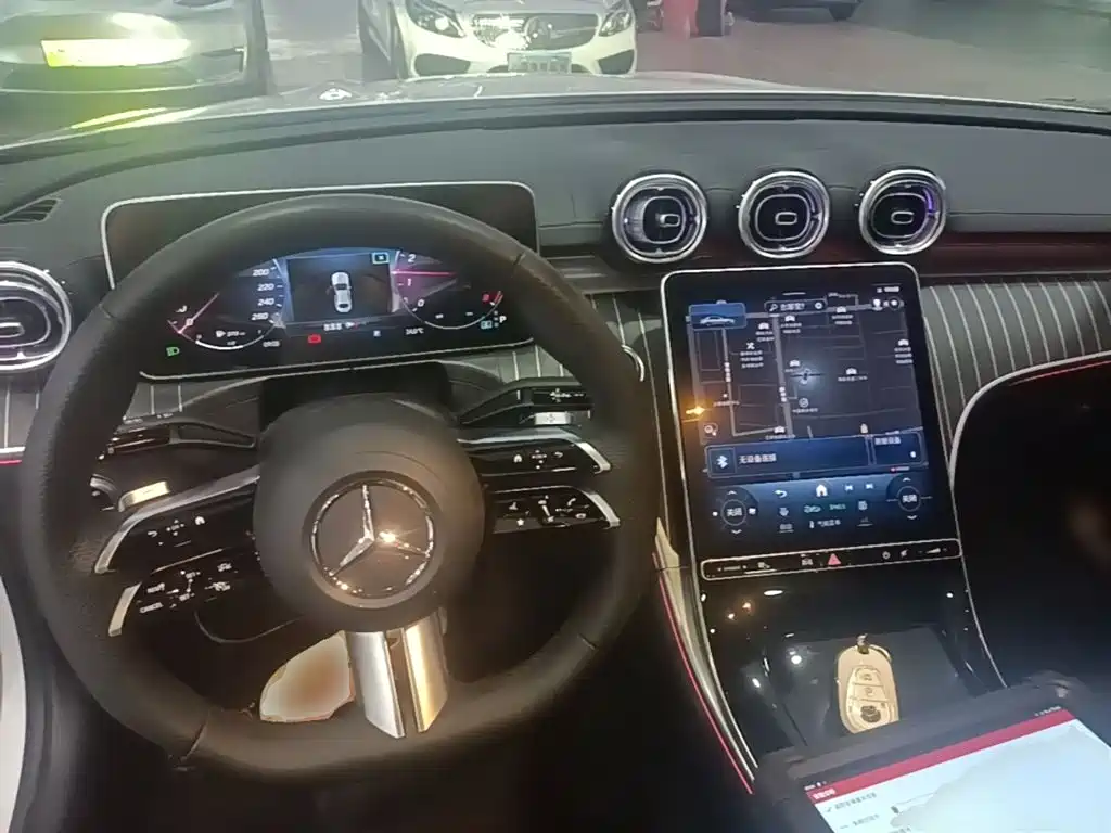 Mercedes-Benz C-Class — миниатюра 10