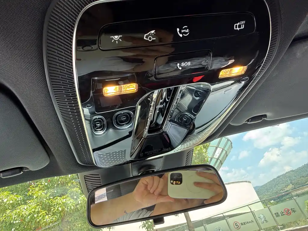 Mercedes-Benz C-Class — миниатюра 16