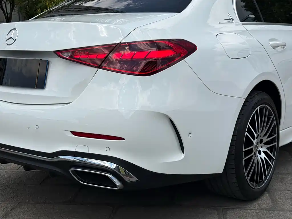 Mercedes-Benz C-Class — миниатюра 21