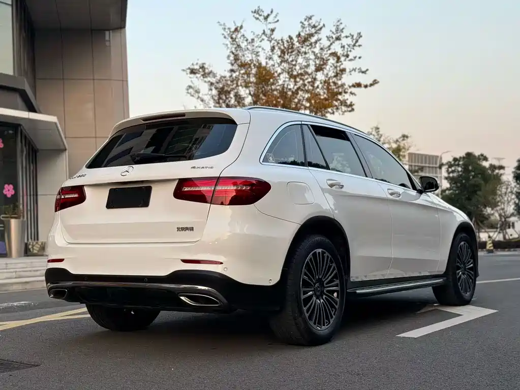 Mercedes-Benz GLC — миниатюра 10